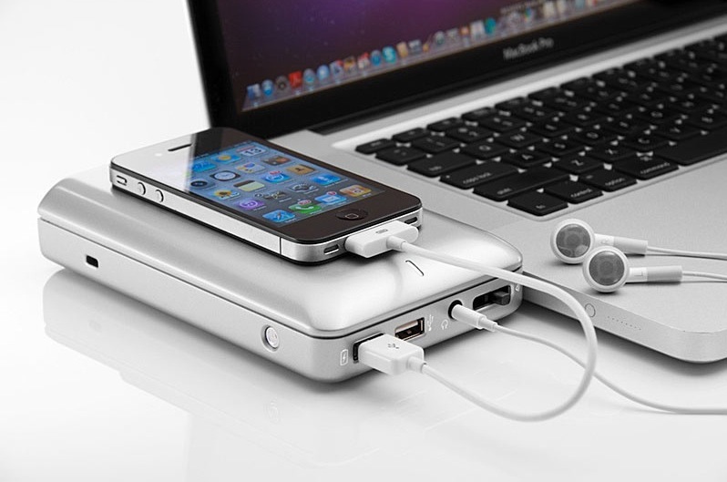 Les boitiers Thunderbolt mDock pour Macbook Pro débarquent