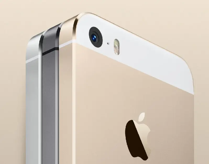 Le modèle or de l'iPhone 5s très demandé, le 5c bien moins