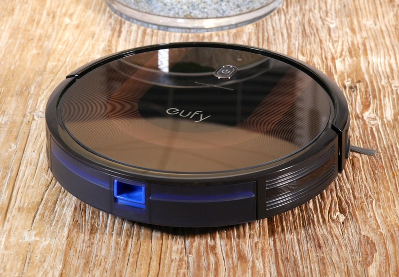 Illustration : Test express Eufy RoboVac 30C Max : un robot aspirateur compact, efficace et silencieux