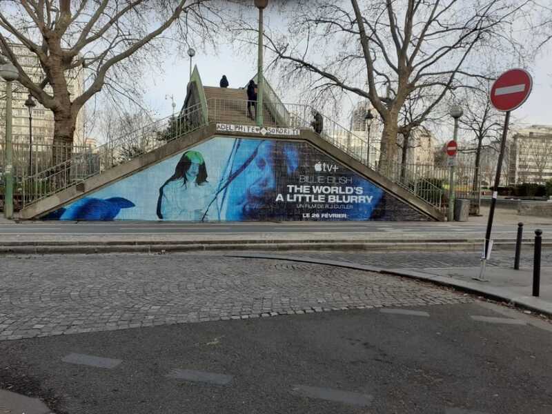 Illustration : Insolite : une pub sauvage d’Apple retirée par la mairie du 19e arrondissement de Paris
