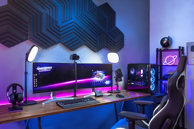 Illustration : Un bandeau LED et des panneaux acoustiques chez Elgato