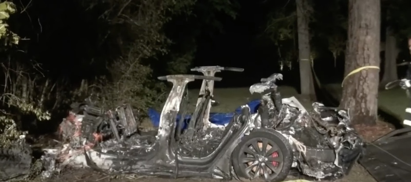 Illustration : Elon Musk dément l'utilisation de l'Autopilot dans un crash "sans conducteur"