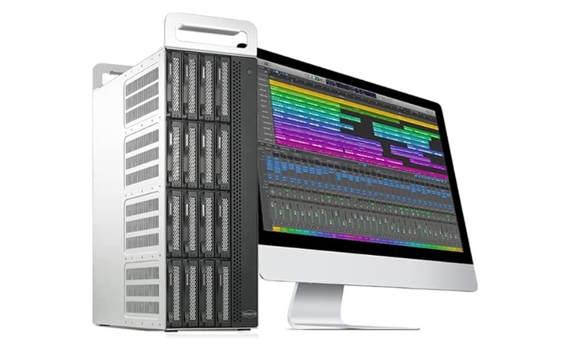 Illustration : D16 : TerraMaster présente son DAS Thunderbolt 3 à 16 baies