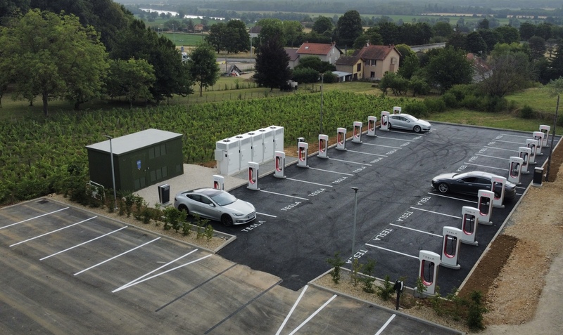 Tesla, Ionity, Total, Fastned, Electra, Vinci... plein de chargeurs rapides avant l'été !
