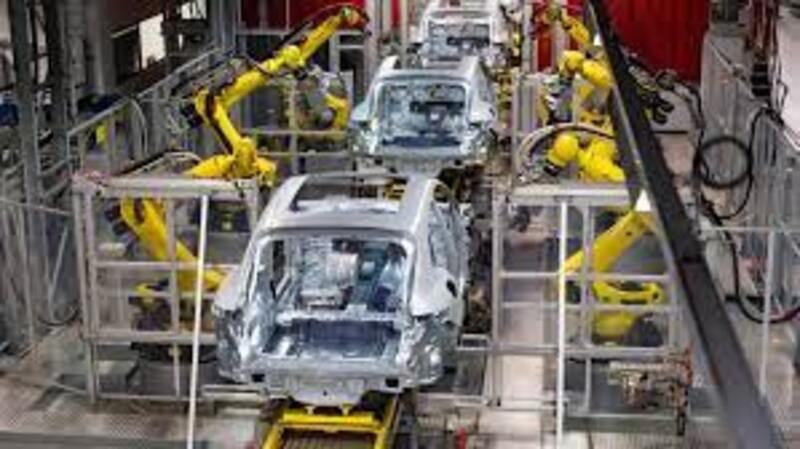 Illustration : Les "fausses puces" de Porsche pour combler la pénurie