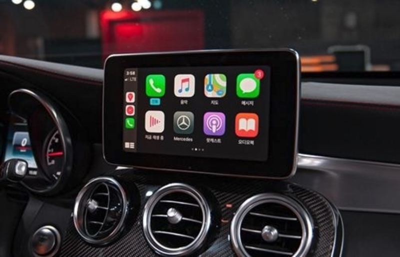Illustration : Apple planche sur une intégration plus poussée de CarPlay (climatisation, sièges, vitesse)
