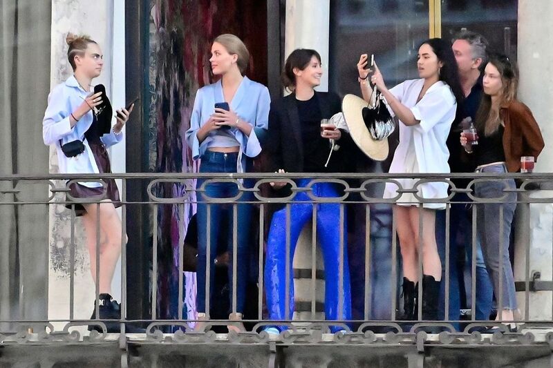People : Viki Odintcova, Johnny Depp, Victoria Beckham, Orlando Bloom, Emily Ratajkowski