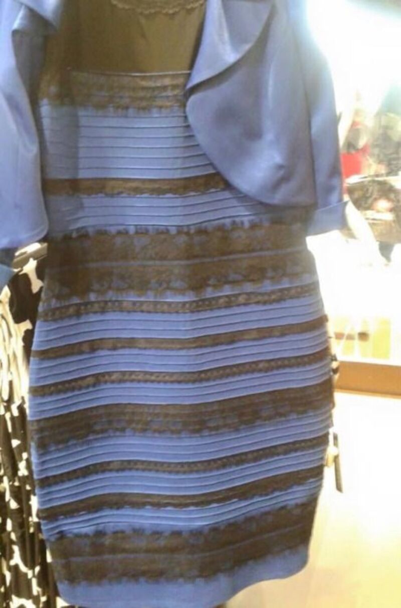 Illustration : Insolite : de quelle couleur est cette robe "qui a cassé internet" ?