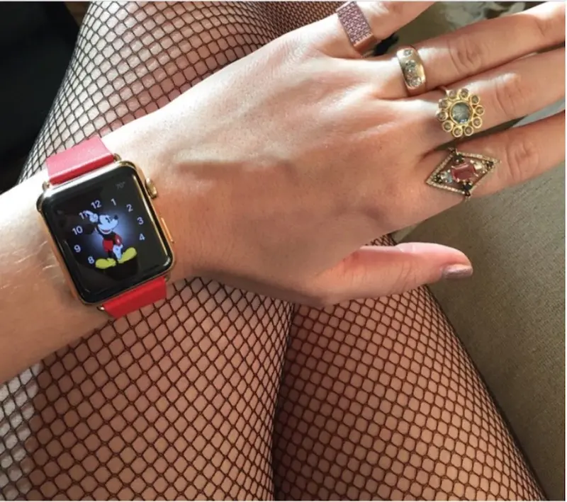 L'image du jour : Katy Perry a déjà son Apple Watch Edition !