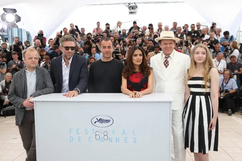 L'image du jour : Vincent Cassel affiche sa belle Apple Watch sur la croisette !