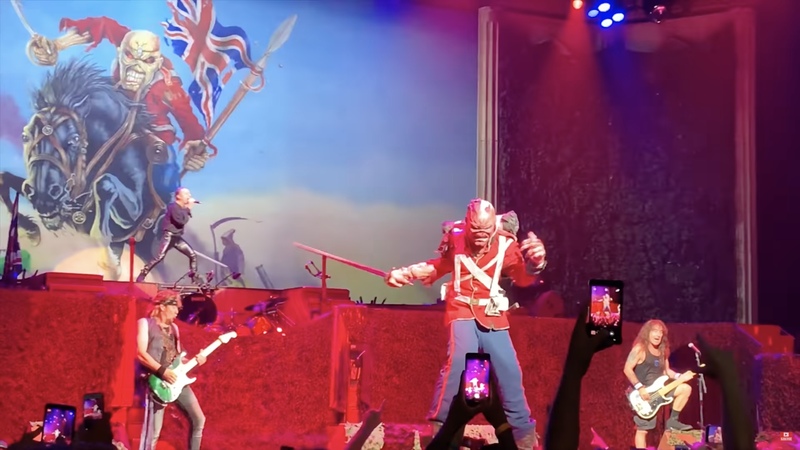 People : Sarah Jessica Parker, Maggie Gyllenhaal, Jared Leto, Metallica et Iron Maiden