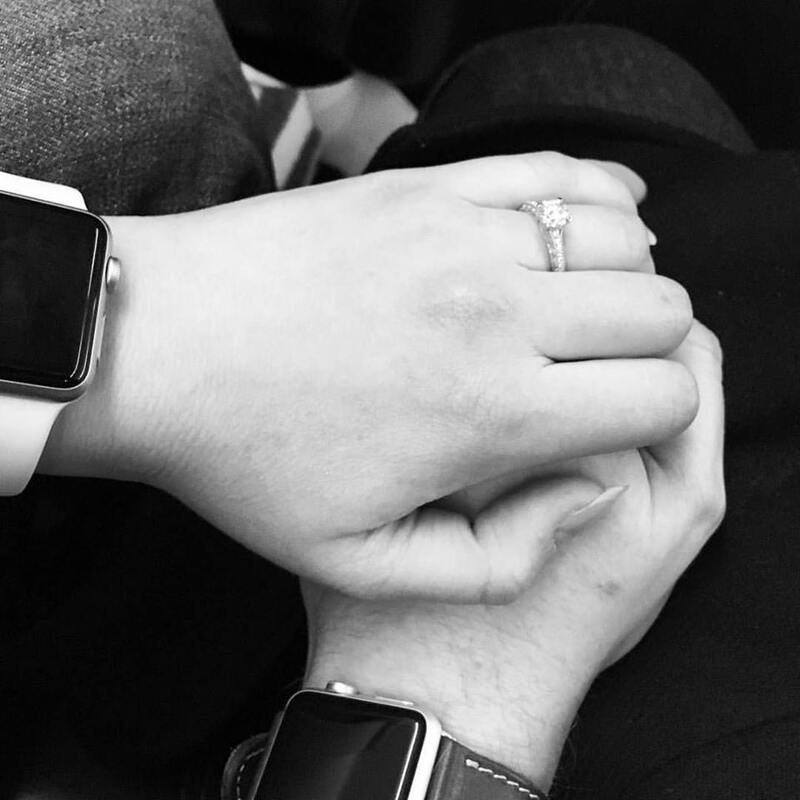 Illustration : Insolite : envoyez vos photos de fiançailles à Tim Cook (mais avec des Apple Watch)