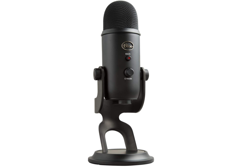 Illustration : Promos : cartes Fnac 60 et 150€ à 50 et 130€, microphone USB Blue Yeti à 91€, pack Instax mini 9 à 69€