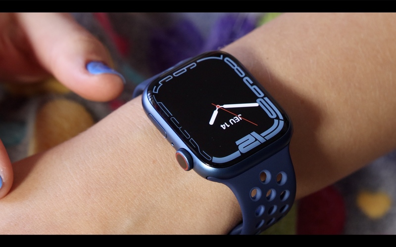 Illustration : Apple Watch : pour Apple, "l'écran de la Serie 7 ne peut qu'améliorer l'expérience utilisateur et l'accessibilité"