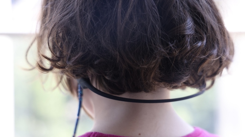 Test du casque à conduction osseuse sans-fil Shokz OpenRun Mini (pour les petites têtes)