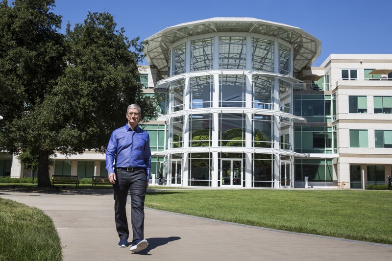 Illustration : Les confidences de Tim Cook : Intelligence Artificielle, ses erreurs, Siri, Plans, la fiscalité...