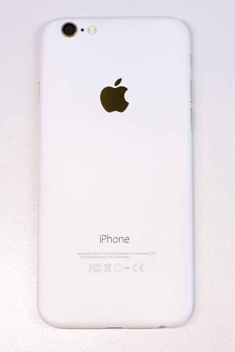 Illustration : Le "blanc mat" va à ravir à l'iPhone 6 (photos)