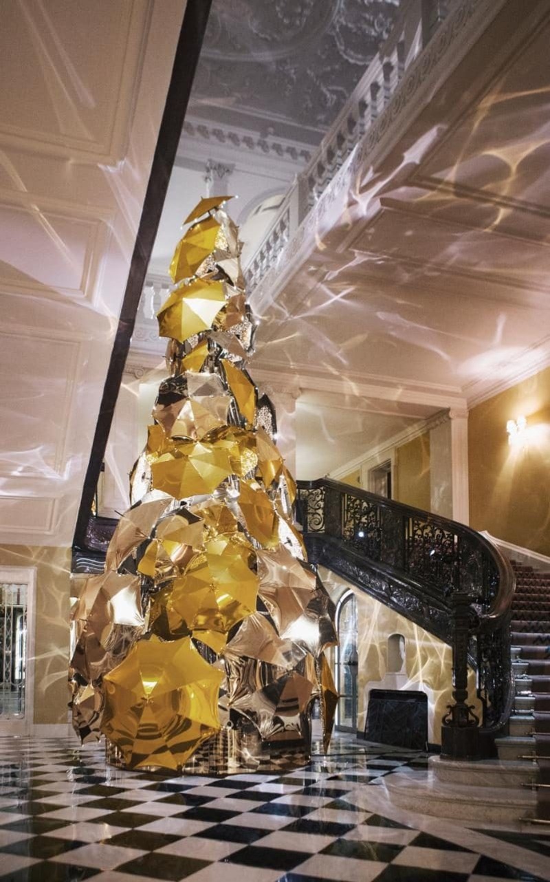 Illustration : Jony Ive et Marc Newson vont dessiner... un arbre de Noël