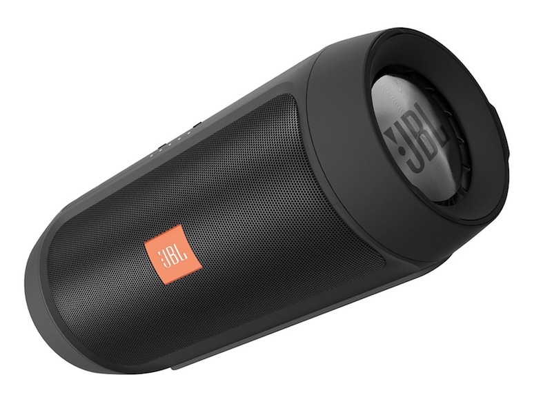 Illustration : Promos : Tomb Raider, Tickr X, Nest, casque B&O et enceinte JBL Charge 2+