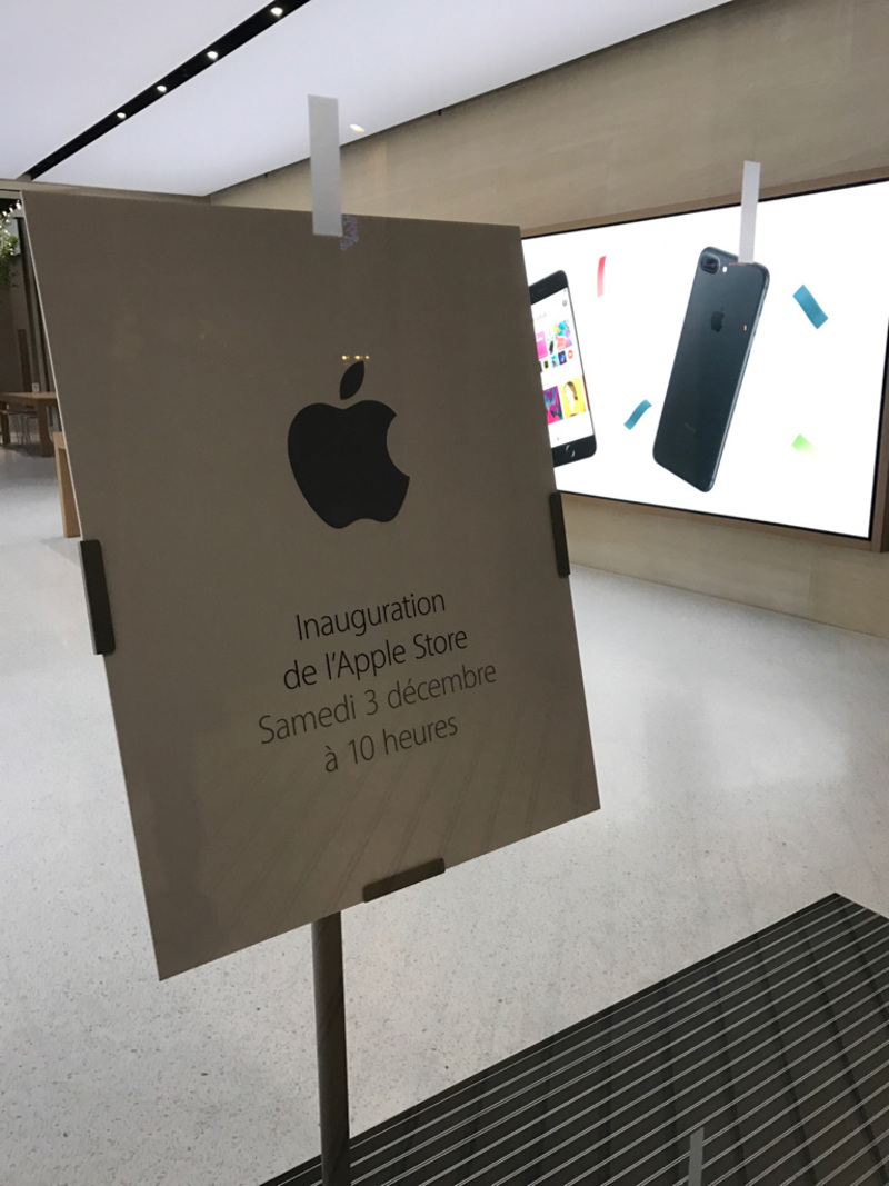 Illustration : L'image du soir : l'Apple Store de St Germain se prépare à l'ouverture de demain