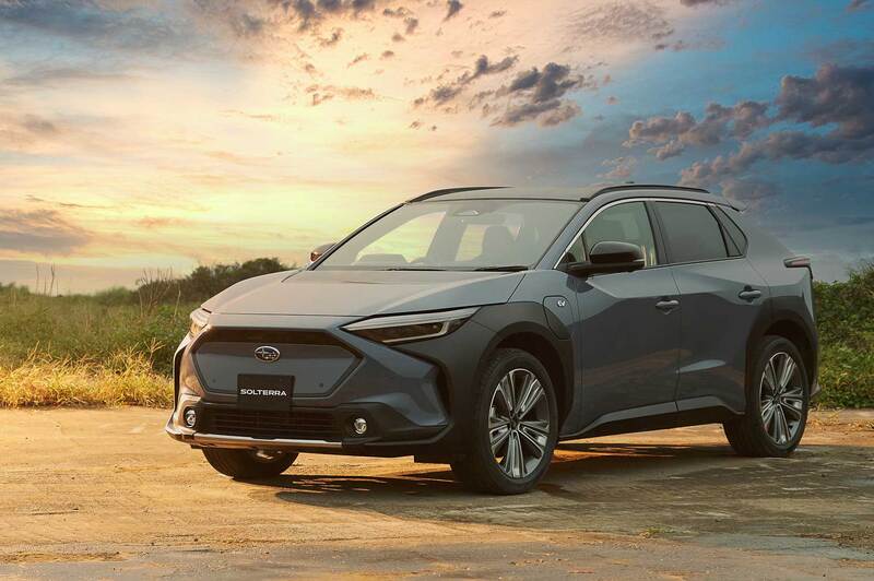 Illustration : VE : Hertz se prépare à l'électrique, Mode Y Perf, Rivian, GPS Tesla, des vols et une Subaru électrique