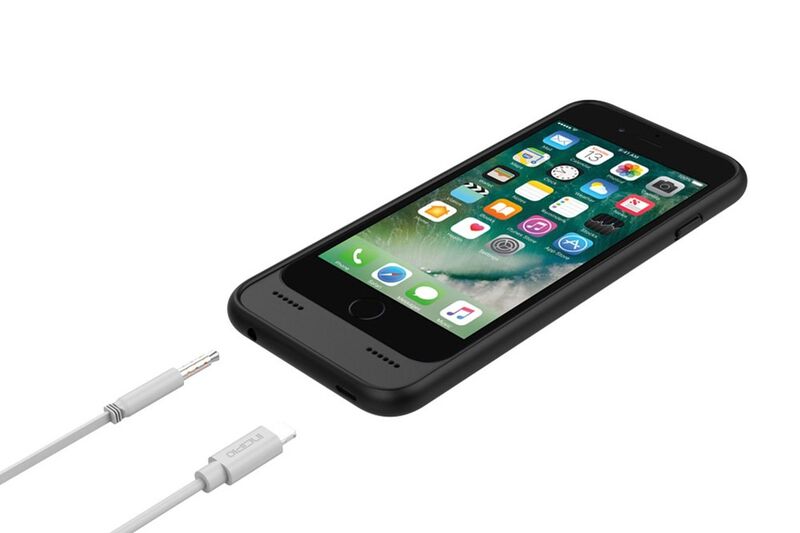 Illustration : #CES : les nouvelles coques de Griffin et Incipio ajoutent une prise jack à l'iPhone 7