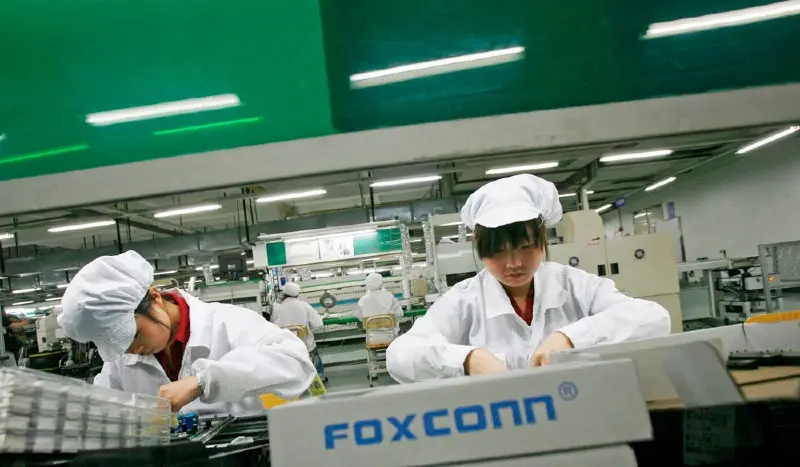 Foxconn interrompt sa production d'iPhone en raison d'un confinement #COVID-19