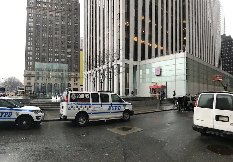 Aperçu de la boutique qui remplacera provisoirement l'Apple Store 5th Avenue (photos)