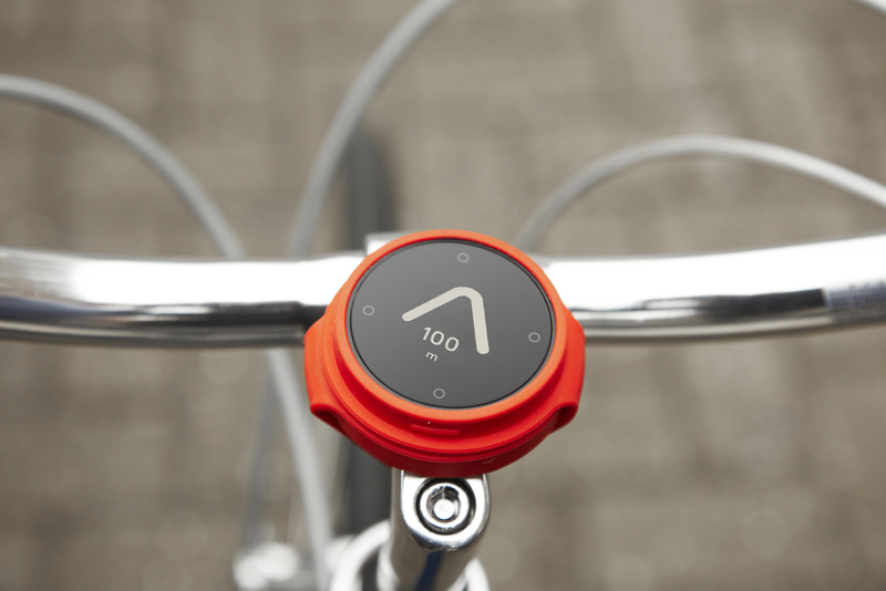 Illustration : Beeline, une boussole pour vélo, connectée à son iPhone