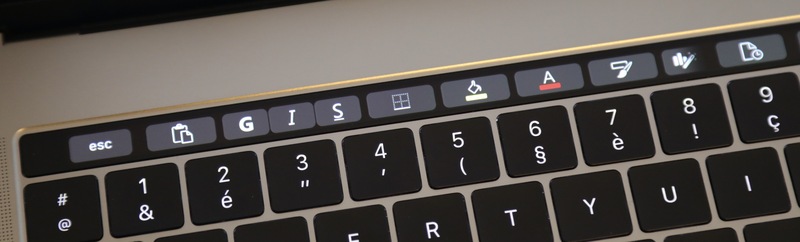 Illustration : Touch Bar dans Office 2016 : une intégration basique mais efficace (photos)