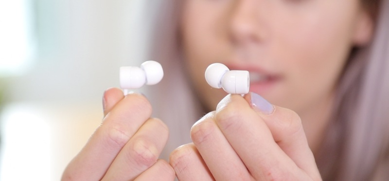 Illustration : Test des BeatsX face aux AirPods : le match !