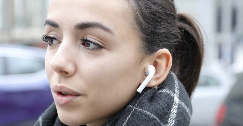 Illustration : Test des BeatsX face aux AirPods : le match !