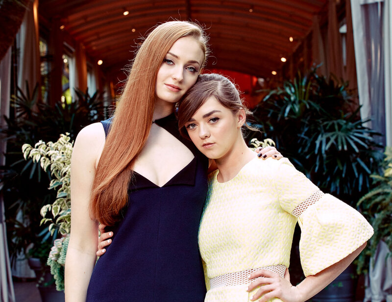 Illustration : Sophie Turner et Maisie Williams (Game of Thrones) rejoignent Carpool Karaoke