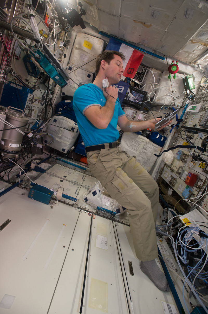 Illustration : Exclusif : que peut bien faire Thomas Pesquet avec son iPad sur l'ISS ?