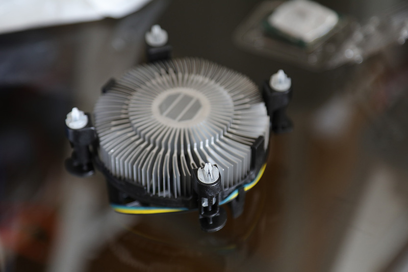 Illustration : Tuto : monter un Hackintosh "pro" en 2017 : Thunderbolt 3, GeForce 1080Ti et Kaby-Lake !