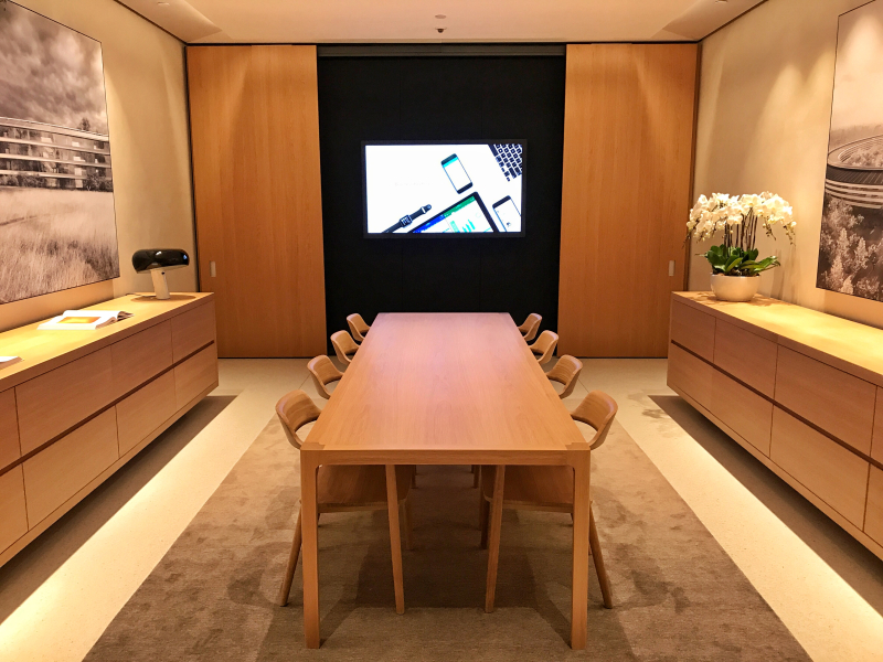 Visite de l'Apple Store de Singapour avant son inauguration fin mai