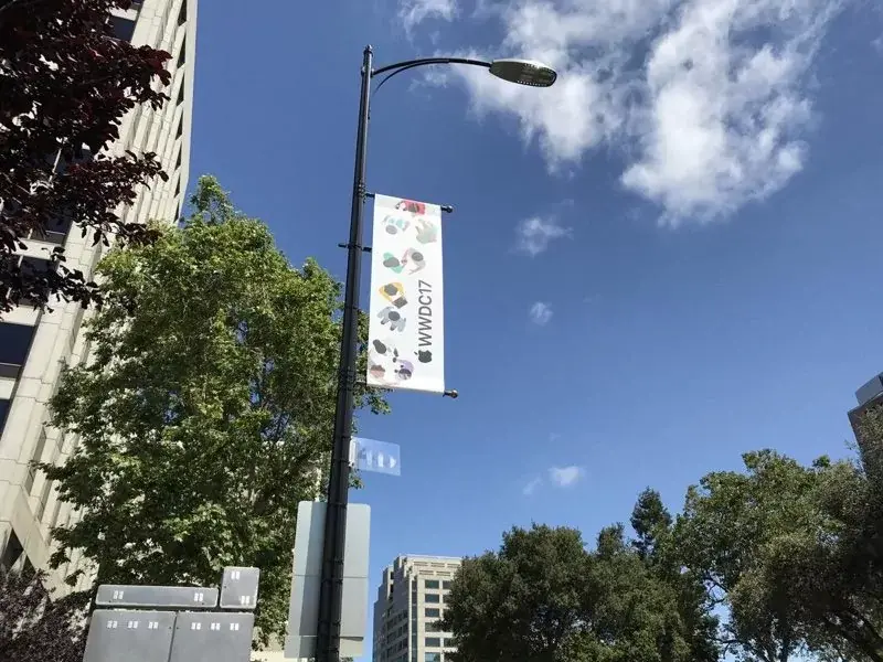 #WWDC : Apple décore le  McEnery Convention Center (photos)