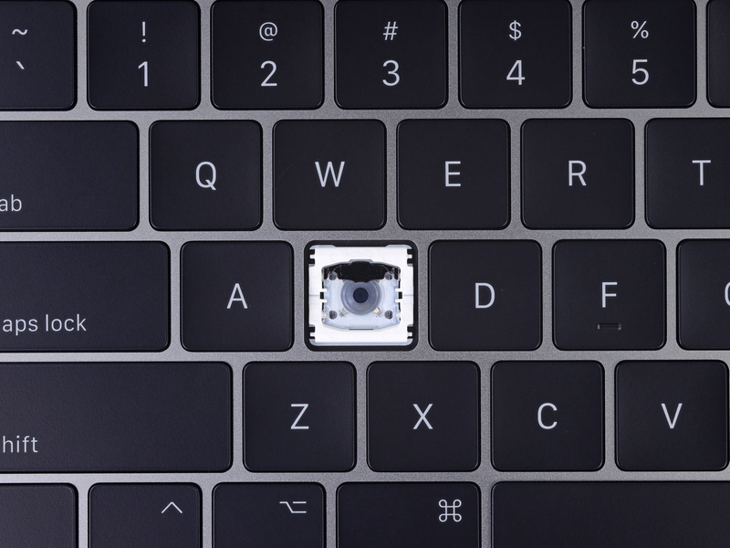 Illustration : Démontage des "nouveaux" MacBook & MacBook Pro 2017 : circulez, y'a rien à voir !