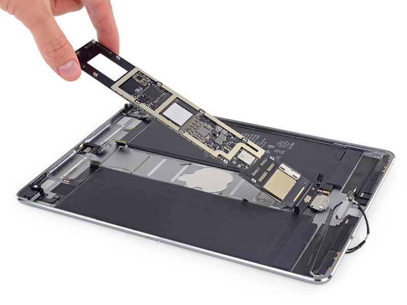 Illustration : Pour iFixit, l'iPad Pro de 10,5'' est un petit iPad Pro de 12,9''