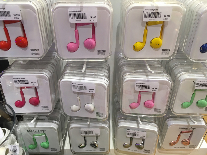 Illustration : Apparemment, Jony Ive serait suédois (à moins qu'il n'ait chipé le design des EarPods)