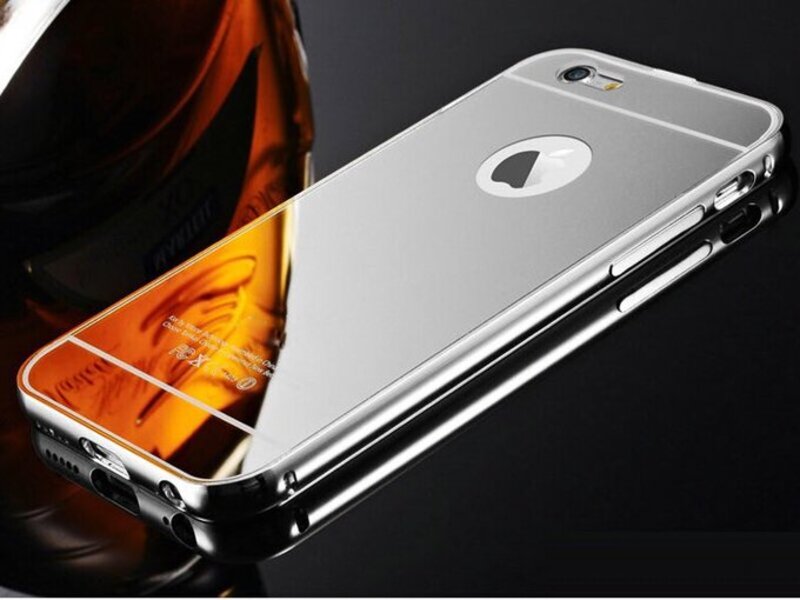Illustration : iPhone 8 : quatre déclinaisons, dont une avec effet miroir ?