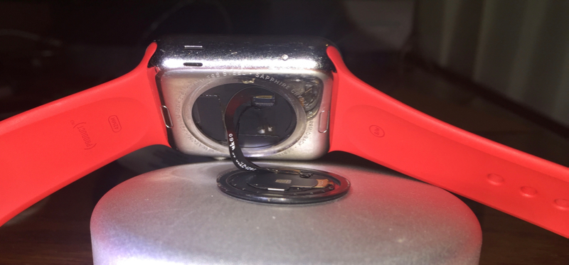 Les Apple Watch dont le boitier se décolle bénéficient d'une extension de garantie