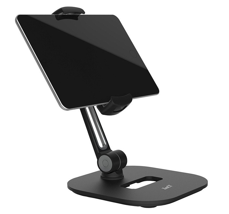 Illustration : Promos : clés Lightning, station de charge, supports iPad et coque-clavier pour iPad Air 2