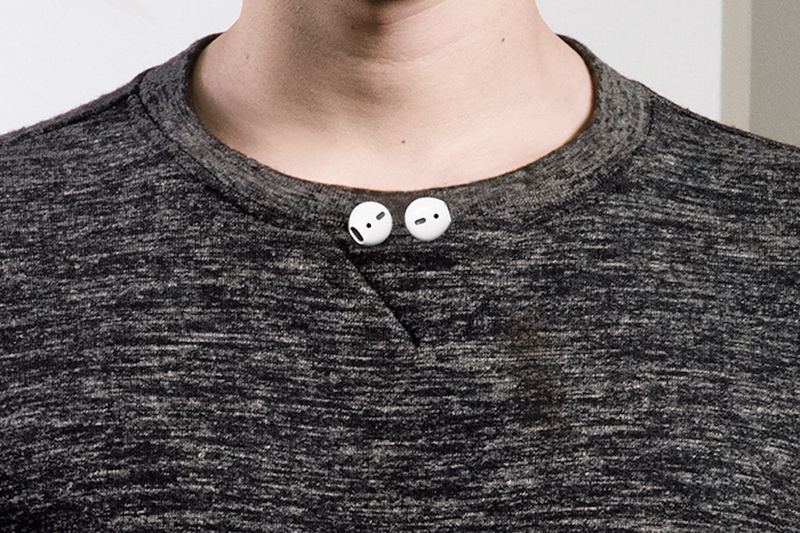 Illustration : Stone Island lance des vêtements équipés de poches à AirPods
