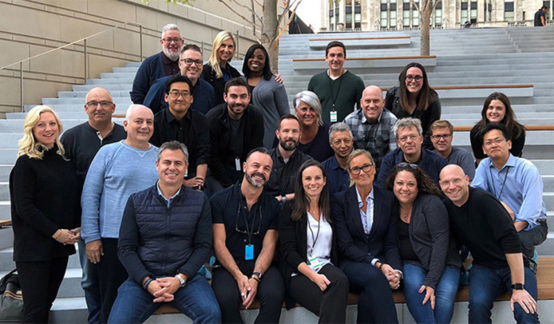 Illustration : Angela Ahrendts prépare l'ouverture de l'Apple Store de Chicago
