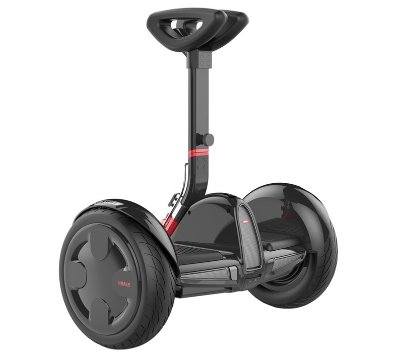 Illustration : Promos : Mavic Pro, Phantom 3, trottinette, gyropode, action cam, clé USB-Lightning