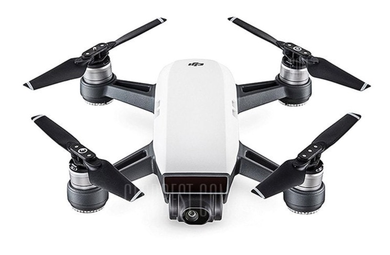Illustration : Promos : stabilisateur 3 axes, Spark, Mavic Pro, coques iPhone X et NAS Synology