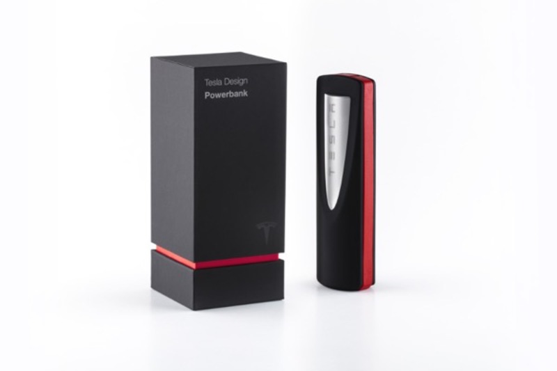 Illustration : Batterie nomade : Tesla lance un SuperCharger pour smartphones