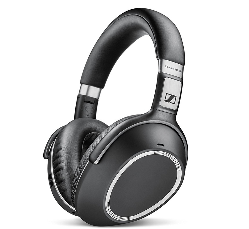 Illustration : Promos : Mavic Pro blanc, casque BT Sennheiser, Logitech Harmony, hoverboard, PS4 Pro..