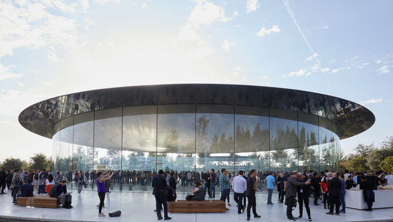 Illustration : Apple : le Steve Jobs Theater sera-t-il de taille à accueillir la prochaine AG du 13 février ?